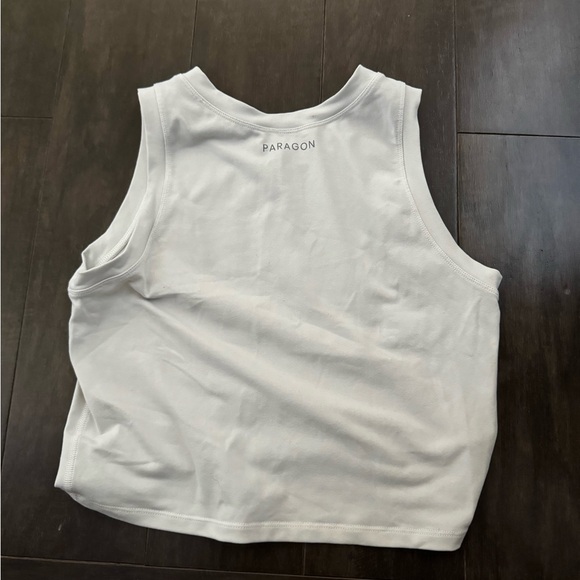 Bundle of 4 paragon fitwear Columbia crop tops - Picture 7 of 8